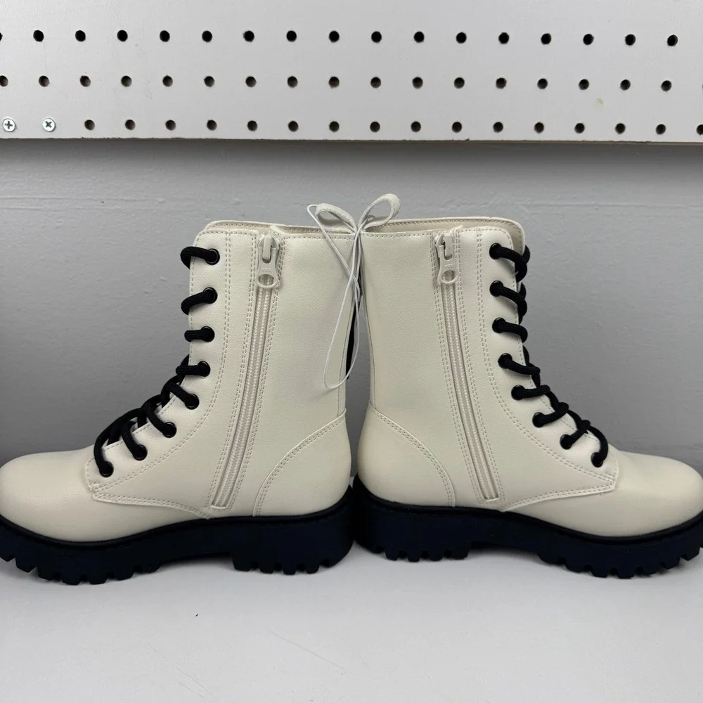 Art Class Girls‎ Cream Combat Boots Black Laces Lug Sole Side Zip Size 1 NEW